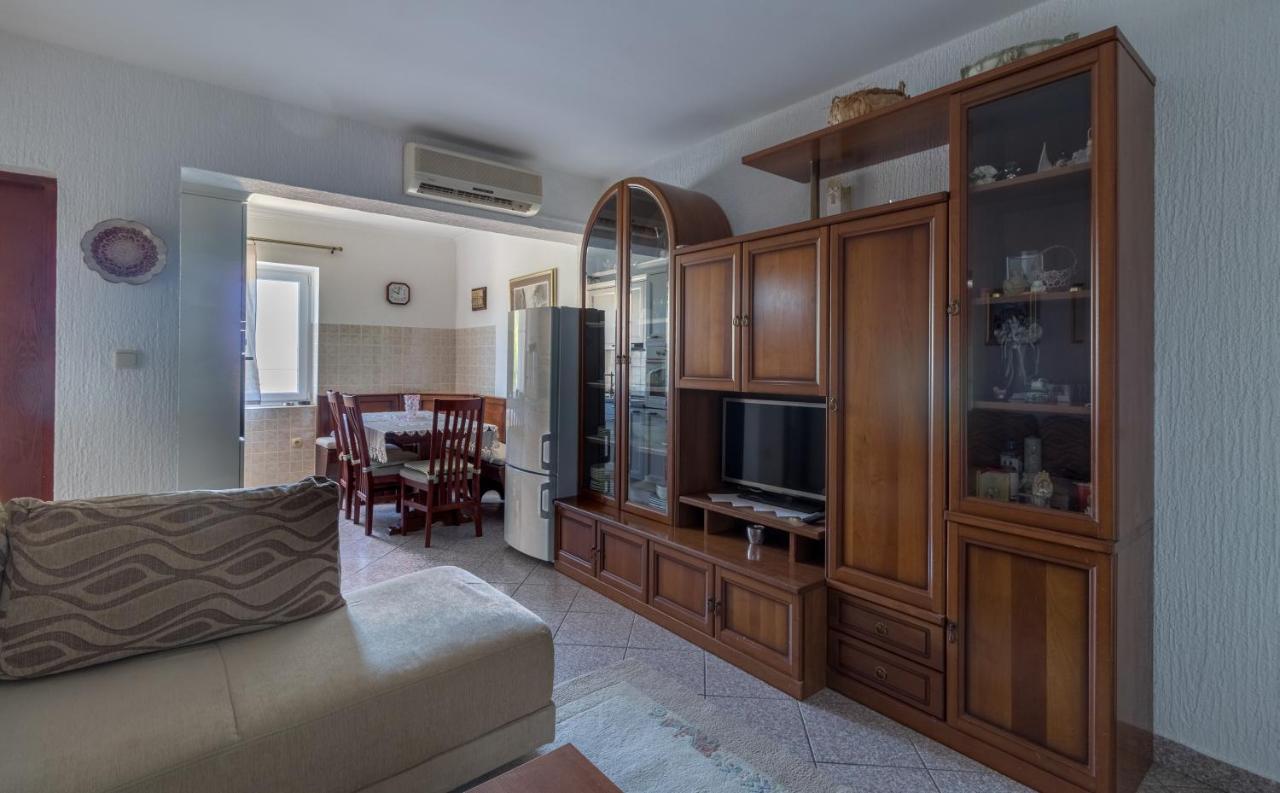Apartment Dony - Ticic Novalja Kültér fotó